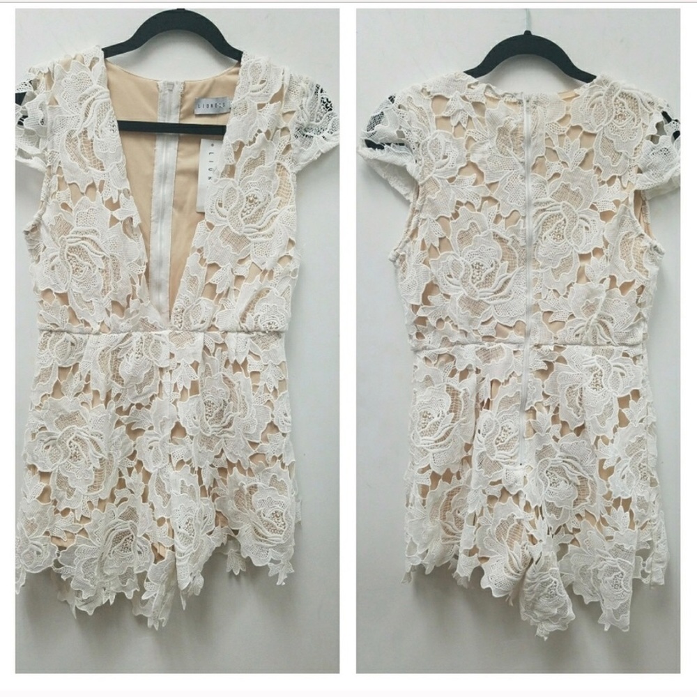 Lioness Lace Romper - Picture 3 of 4